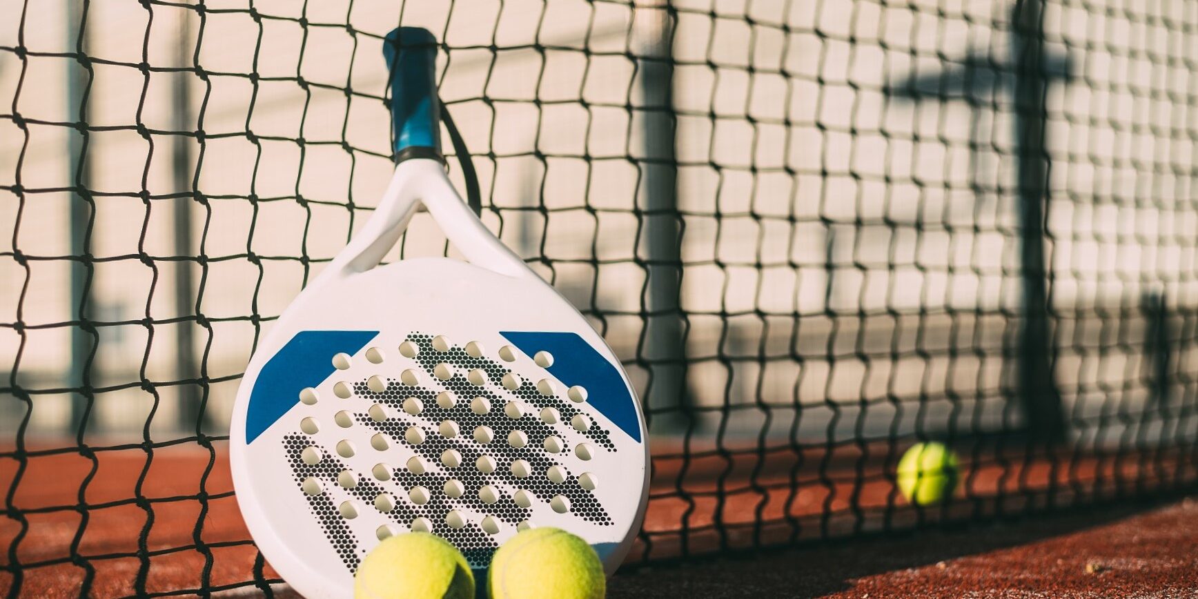 escuela de pádel en Valencia - cancha