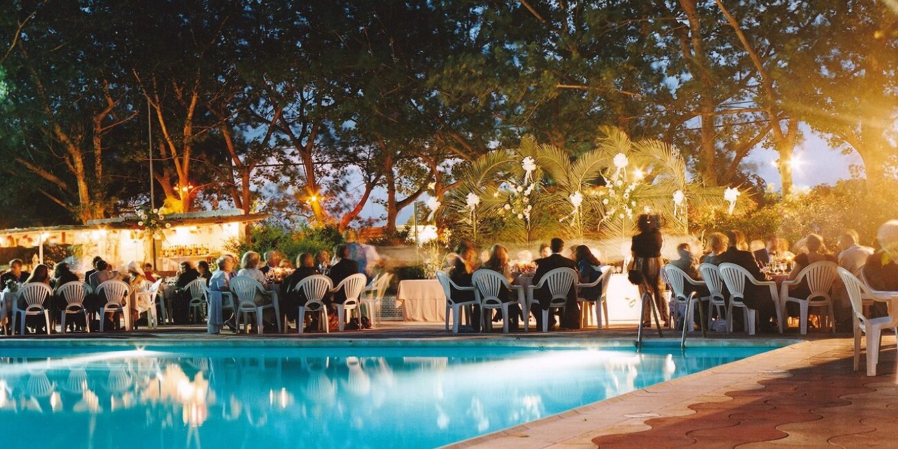 restaurantes con piscina Comunidad Valenciana – piscina con sillas salones de fiesta en valencia - piscina con sillas