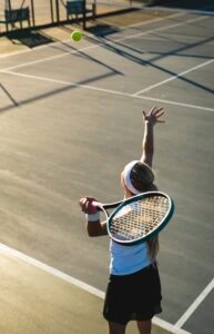Clases de tenis en Valencia - joven